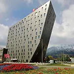 호텔 Hilton Garden Tivoli