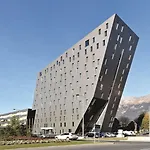 Hilton Garden Tivoli 호텔
