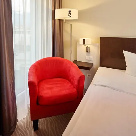 Hilton Garden Tivoli Hotel 4*
