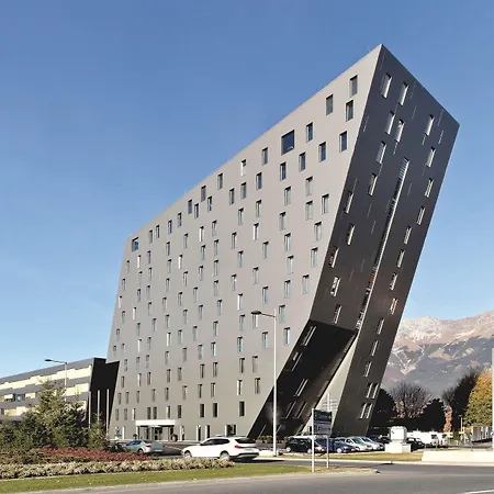 Hilton Garden Tivoli 호텔