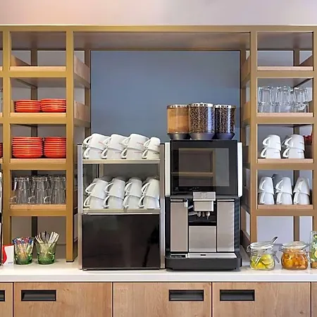 Hilton Garden Tivoli Hotel 4*