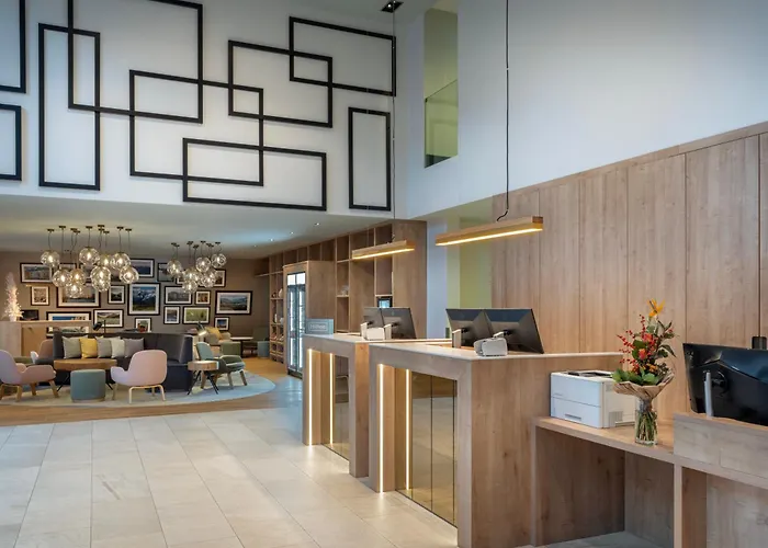 Ξενοδοχείο Hilton Garden Tivoli 4*