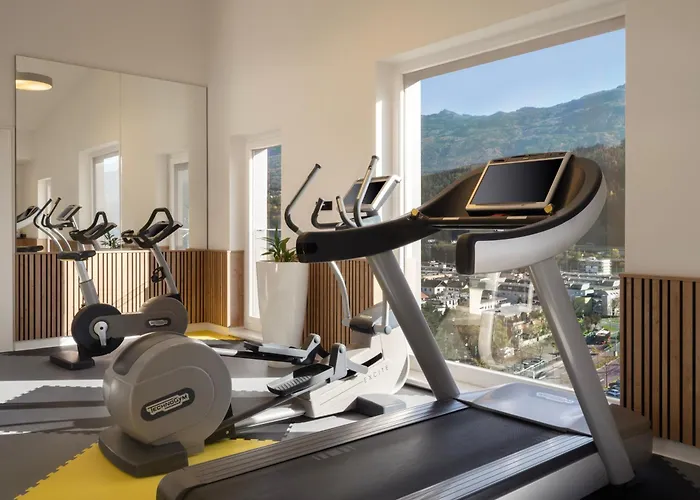 Hotel Hilton Garden Tivoli 4*