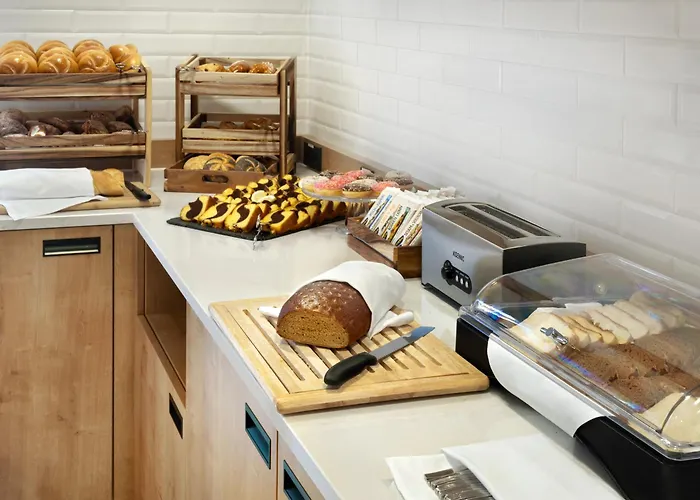 Hilton Garden Tivoli מלון