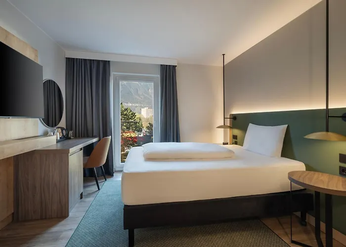 Hilton Garden Tivoli מלון