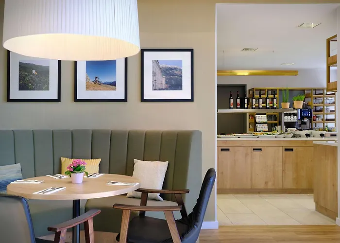 Hilton Garden Tivoli מלון אינסברוק