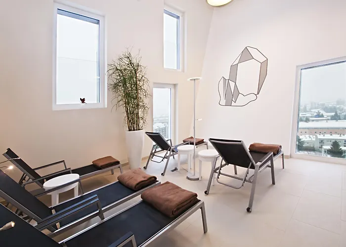 Hilton Garden Tivoli فندق