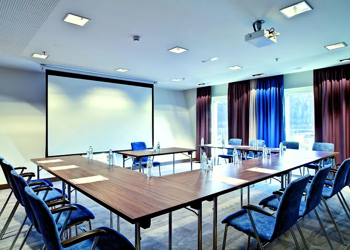 Hilton Garden Tivoli 4*