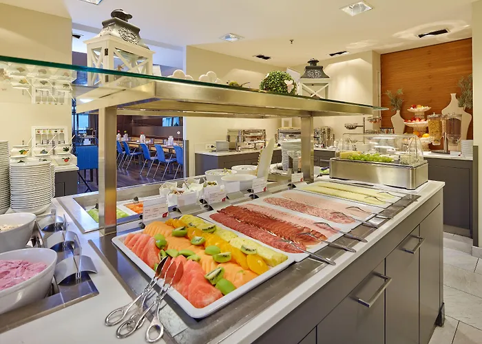 Hilton Garden Tivoli מלון אינסברוק