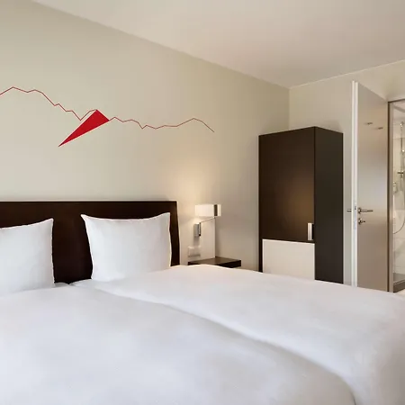 Hilton Garden Tivoli 호텔 4*