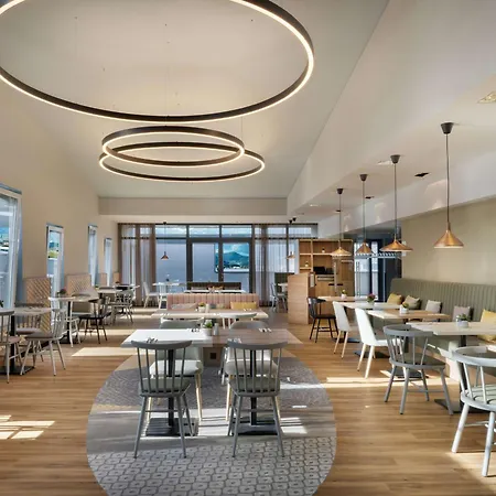 Hilton Garden Tivoli 호텔