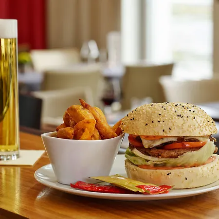 Hilton Garden Tivoli 4* 인스브루크