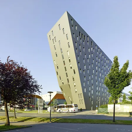 Hilton Garden Tivoli 호텔