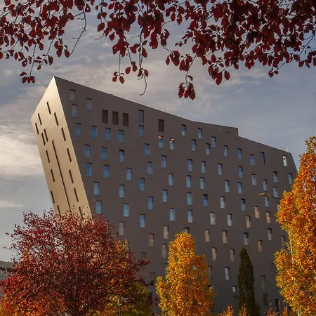 호텔 Hilton Garden Tivoli